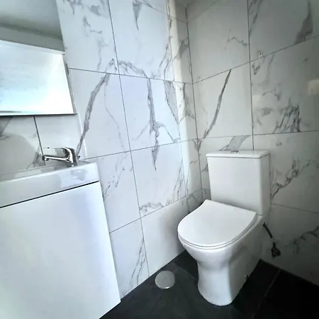 Problueidc Homestay Fuengirola